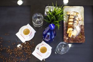 bar-cafe-polyxrono-hotel-23
